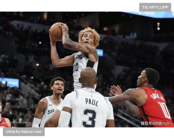 马刺队状元文班亚马送出8次封盖 主场大胜火箭止住连败